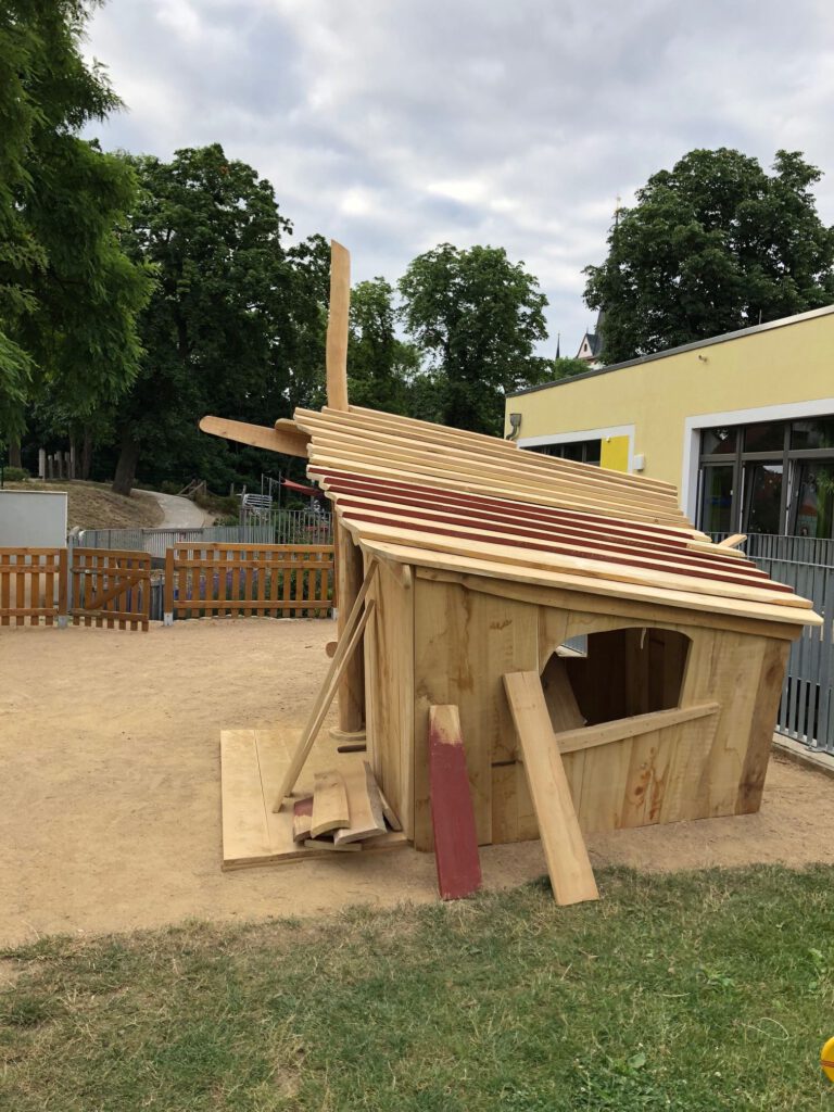 Spielhaus-Krippe-01