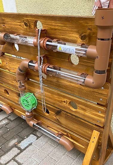 Wasserwand 02 Kita Flughoernchen